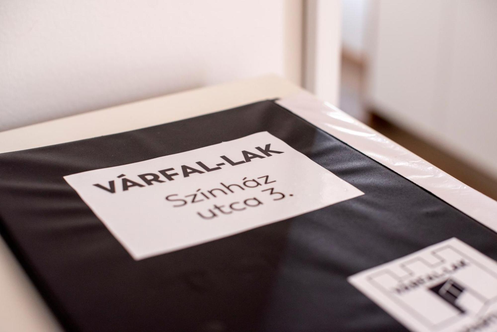Varfal-Lak Apartman Sopron Buitenkant foto
