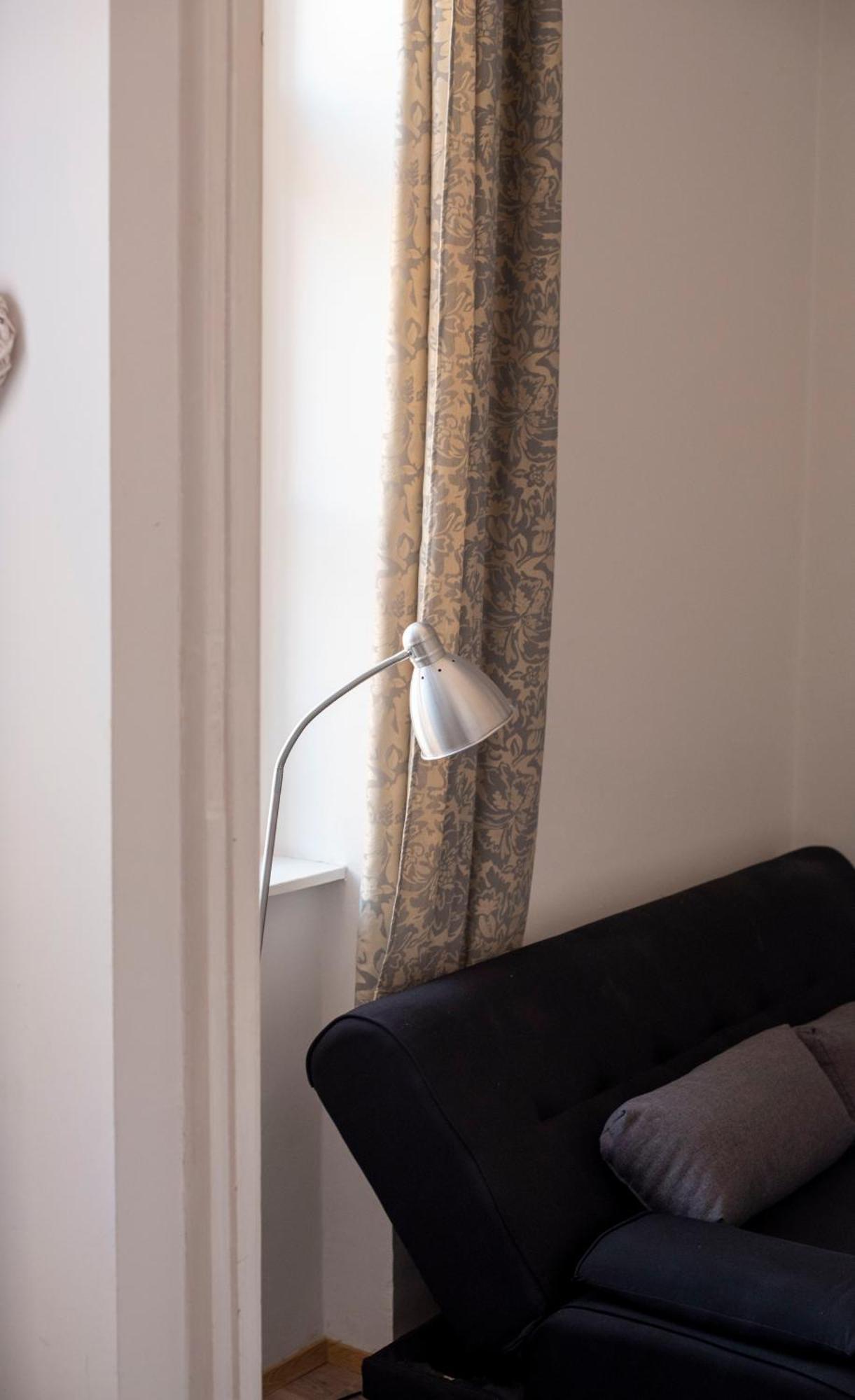 Varfal-Lak Apartman Sopron Buitenkant foto