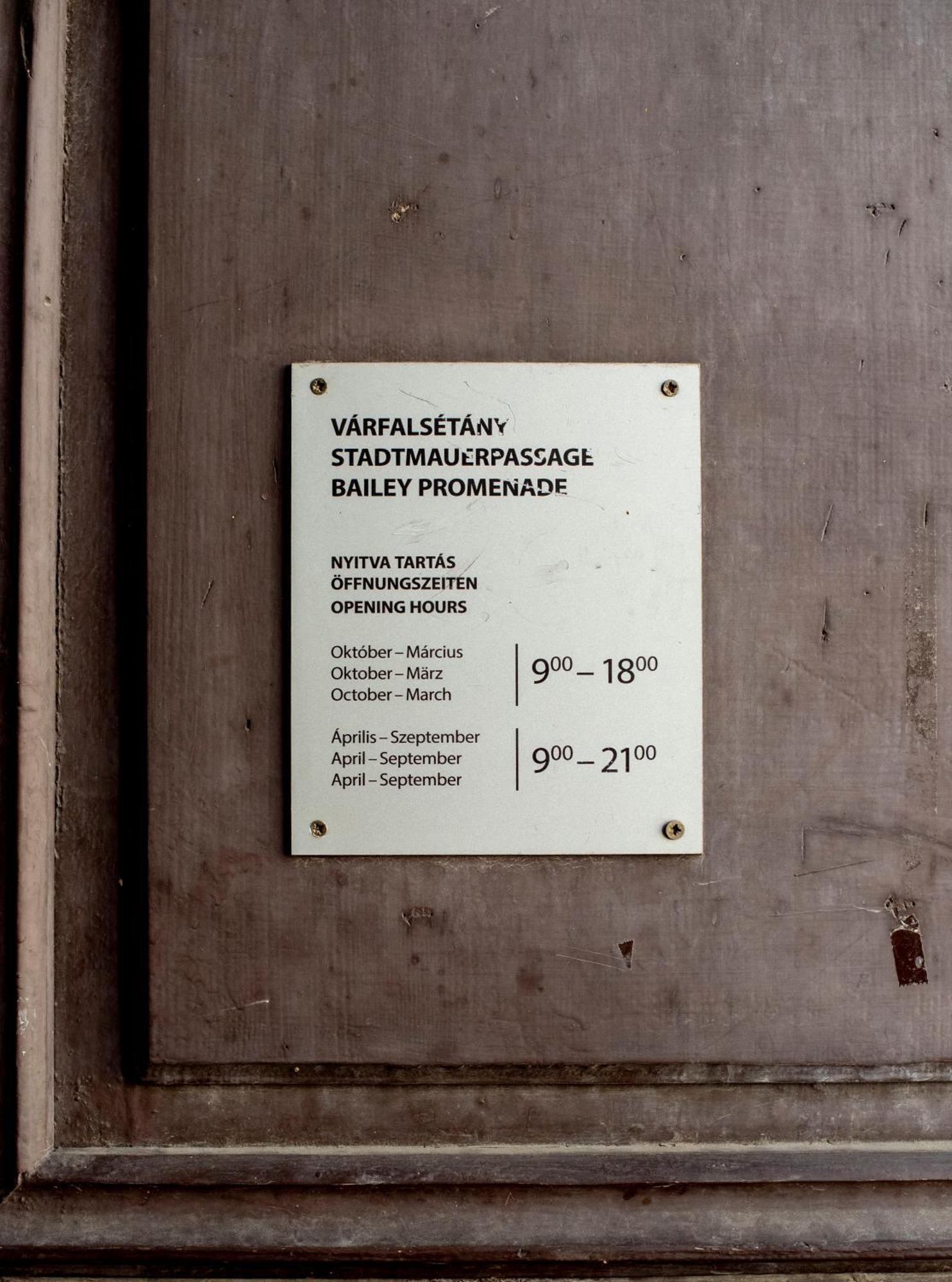 Varfal-Lak Apartman Sopron Buitenkant foto
